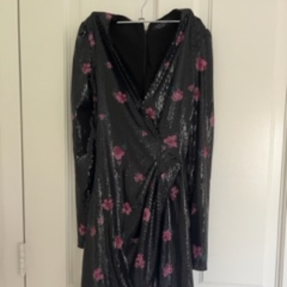 Long sleeves dress
